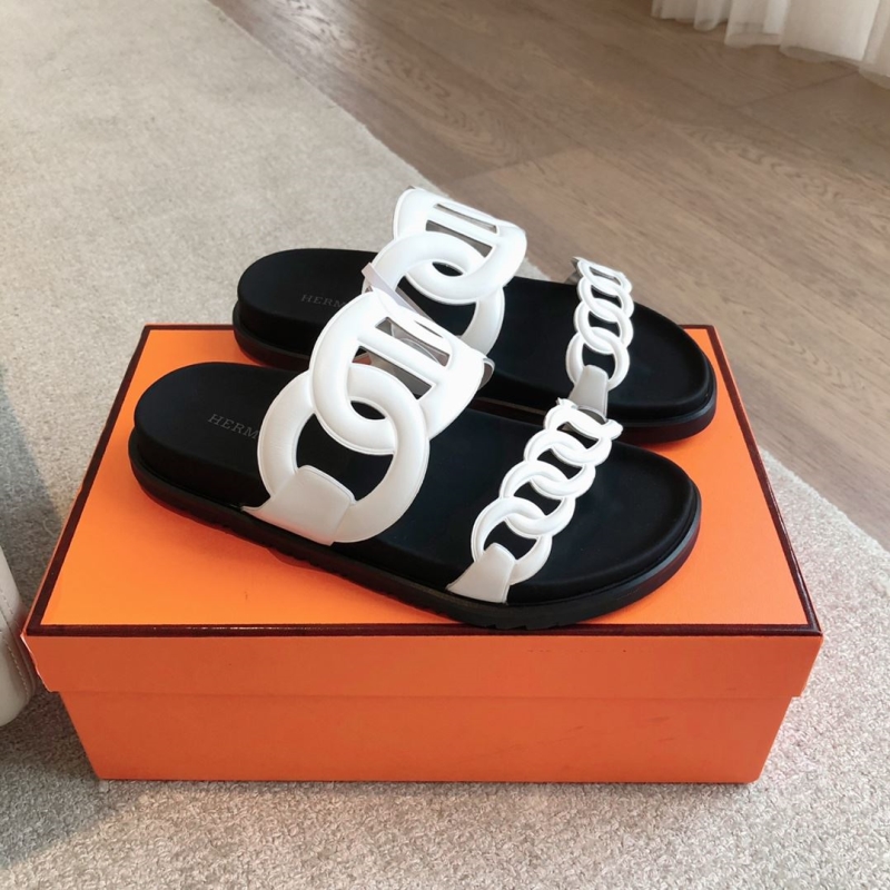 H**mes slippers